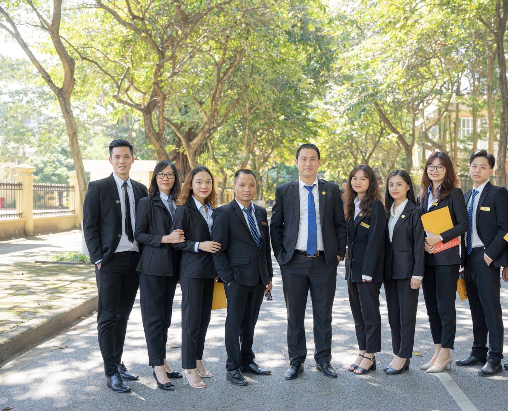 Z5613921020991_9f83c2f537594a64c68d477e4bb8c62d